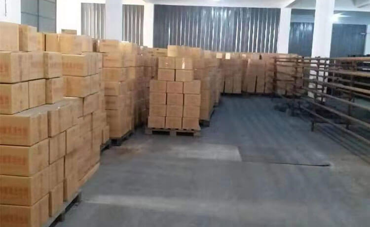 特種<a href=http://www.fliange.cn/fwzhxt/ target=_blank class=infotextkey>蜂窩活性炭</a>包裝